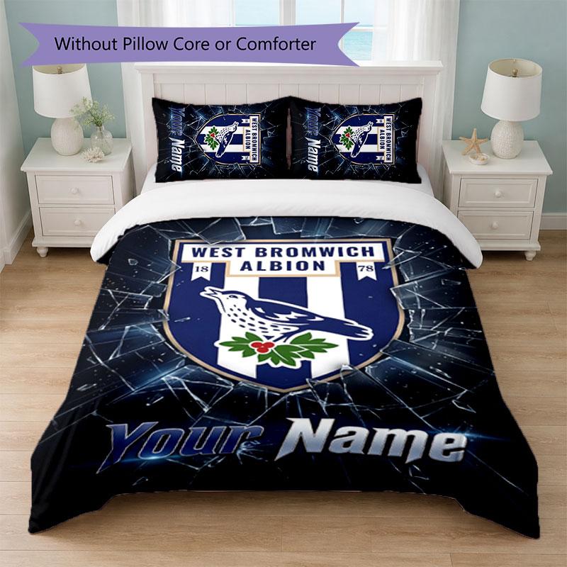Set Biancheria da Letto Personalizzato West Bromwich Albion FC con Nome Testo 1 Copripiumino + 2 Federe Logo Calcio Regalo Personalizzato per Occasioni Speciali Decorazione Camera da Letto