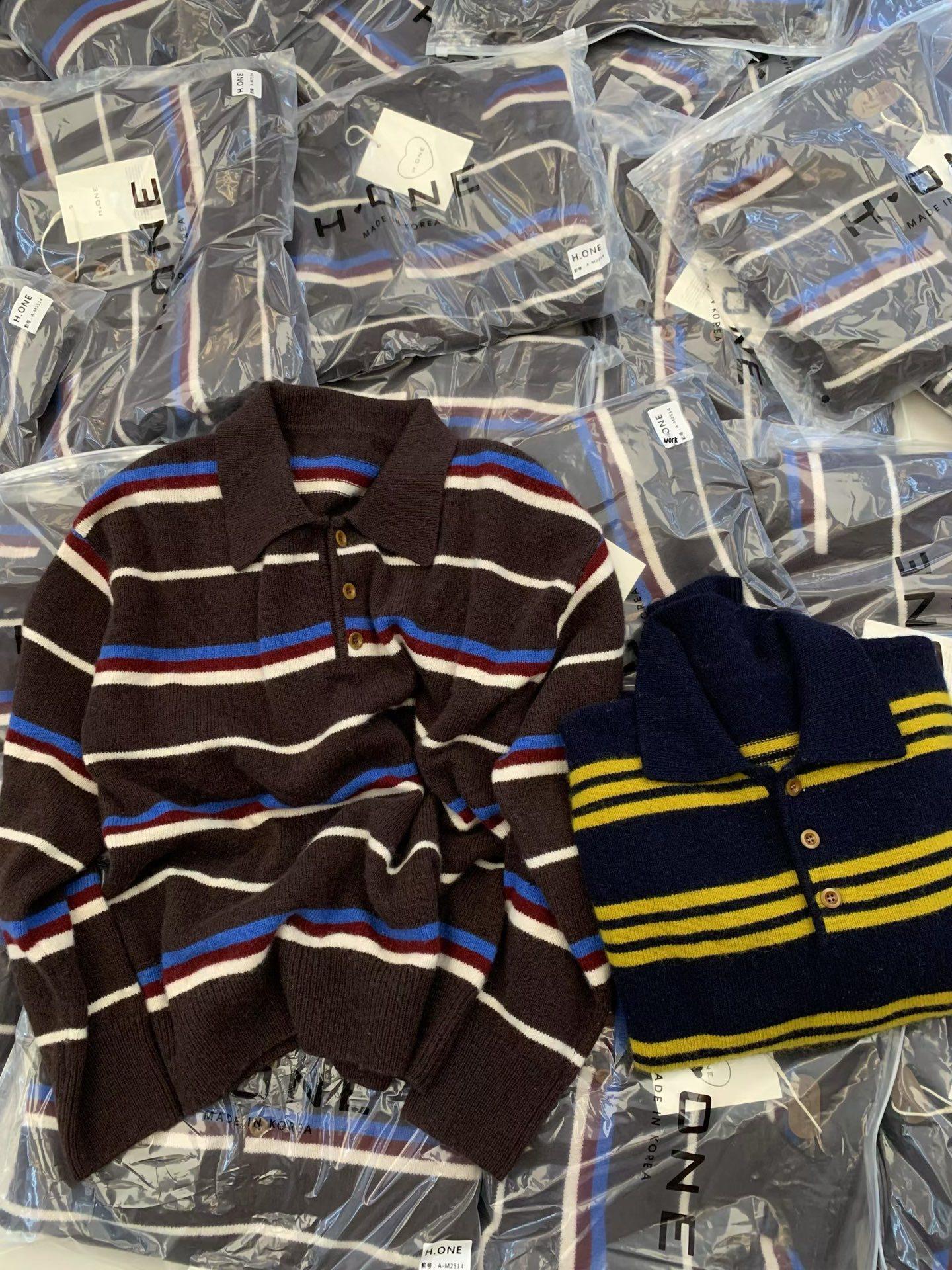 

Retro Japanese School-Style Striped Wool Knit Top with Turn-Down Collar One Size