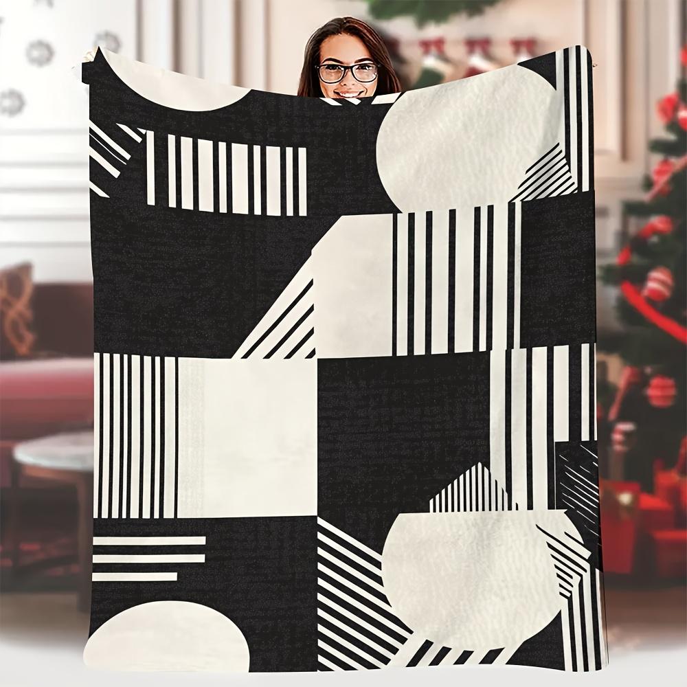 

60x80 Inch Extra Large Blanket - Super Soft Cozy Retro Geometric Pattern Throw, Black & White Monochrome Design 75x90cm28x35in