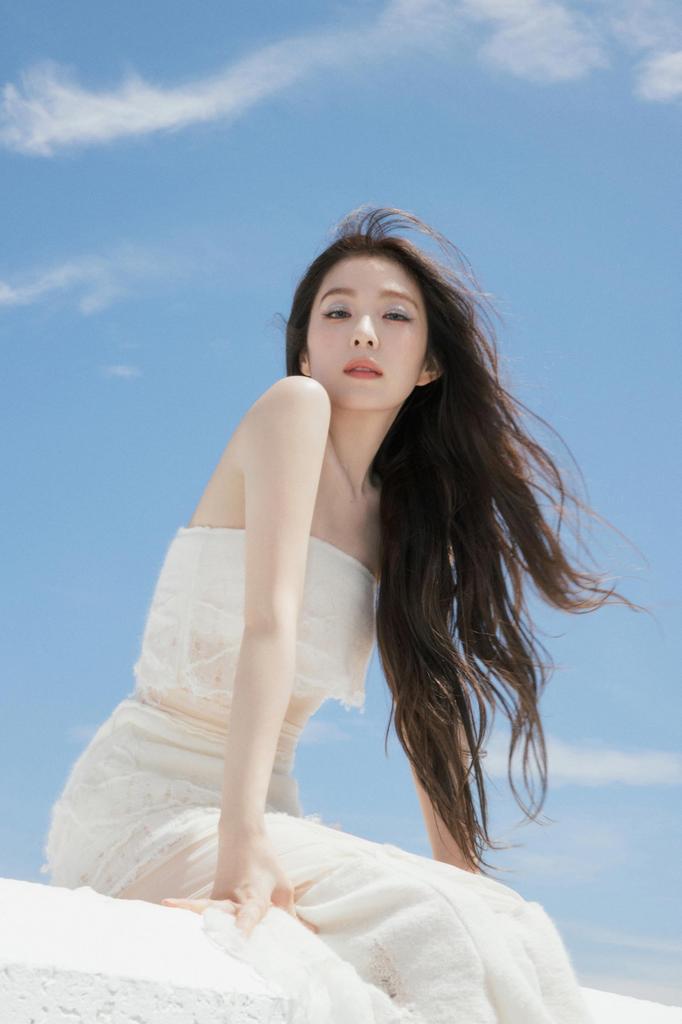 Red Velvet Irene Like A Flower 1st Mini Album with Tracking Sealed (Case Version)