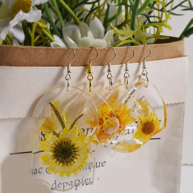 Versatile Epoxy Resin Mold for Necklace Key Chain Pendants Trendy Round and Geometric Shaped Accessories Making Moulds