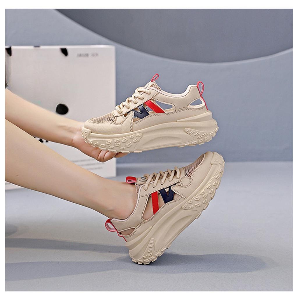 Women's Shoes with A Poop Like Feel, Mesh Shoes with Breathable Mesh Surface, Thin Sports Shoes, Summer Hollowed Out White Board Shoes