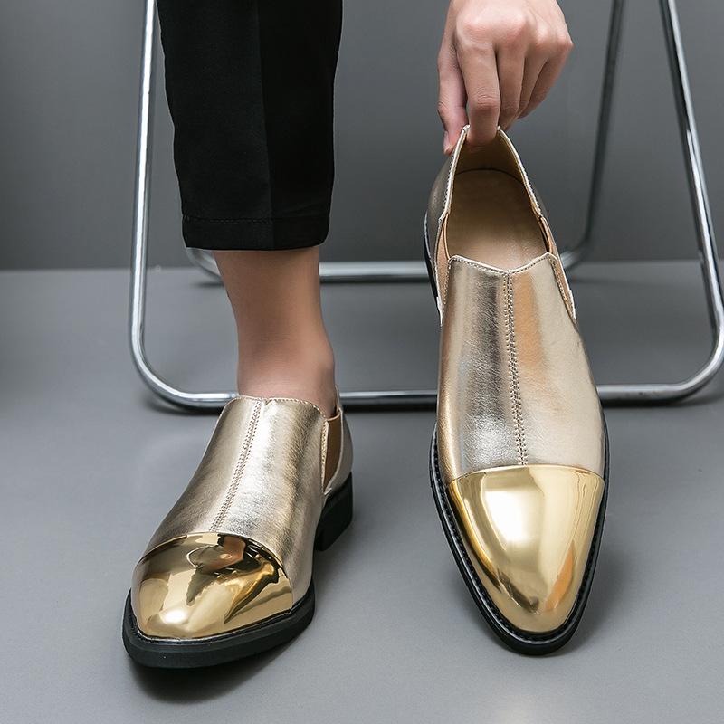 

Low-top fashion pointed Chelsea boots spring and autumn foot-fitting golden leather shoes one-pedal large-size lazy shoes 46 золотой