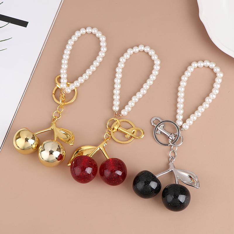 Šik klíčenka s černou/červenou třešní s třpytivým pryskyřičným přívěskem, ozdoba na dámskou kabelku, klíčenka, DIY doplňky