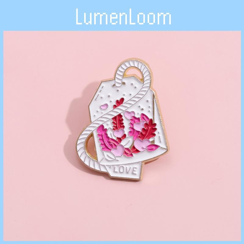 Creative New Pink Heart Shaped Brooch Colorful Cherry Blossom Metal Badge For Fashionable Accessories