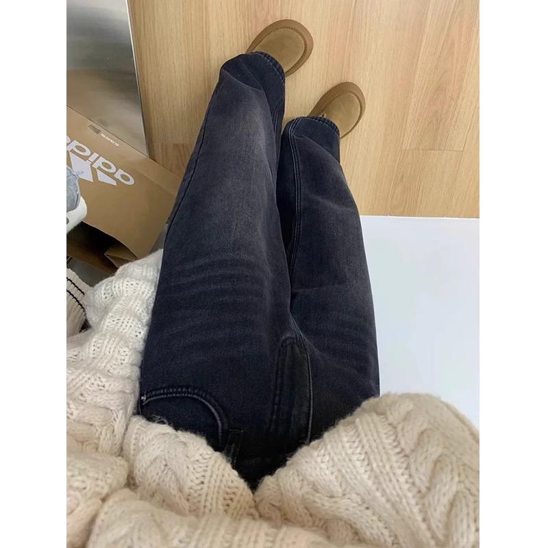 2025 Spring Women's Plus Size Loose Wide-Leg Retro Jeans