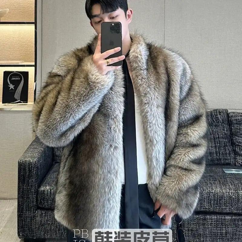 

New Autumn and Winter Coats with Fashionable Stand Collar M коричневий