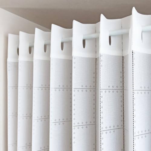 

Штора-аккордеон Pere, 31148, Белая, В горошек (Ширина 150 см x Длина 220 см), Огнестойкий, Моющийся, Блокирующий тепло, Изолирующий, Для приватности, Комната