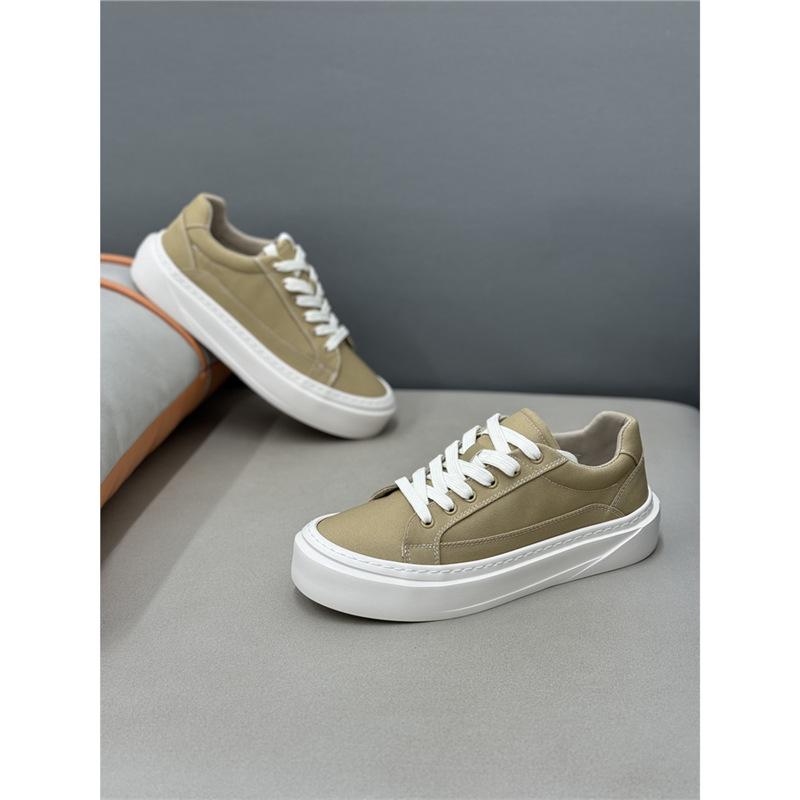 Nieuwe comfortabele schoenen, sportschoenen, comfortabele ademende schoenen xs