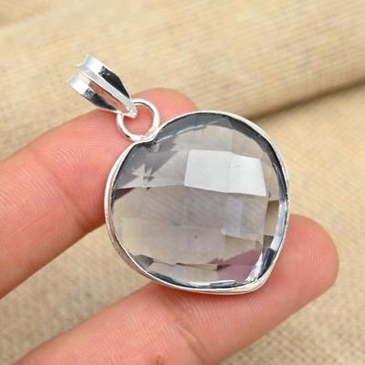Attraktiv Tanzanit Ädelsten Massiv 925 Sterling Silver Handgjort Hänge Dam Smycken