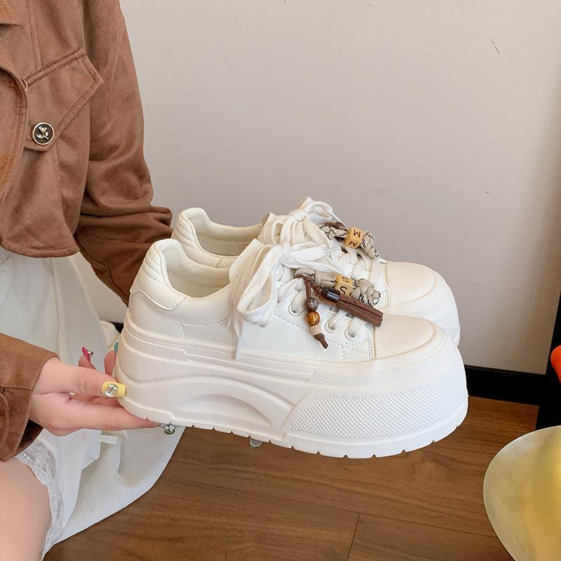 Suding's ultra-light soft sole increases the height of 6cm thick-soled little white shoes for women's 2025 fringed muffin sports and leisure board
