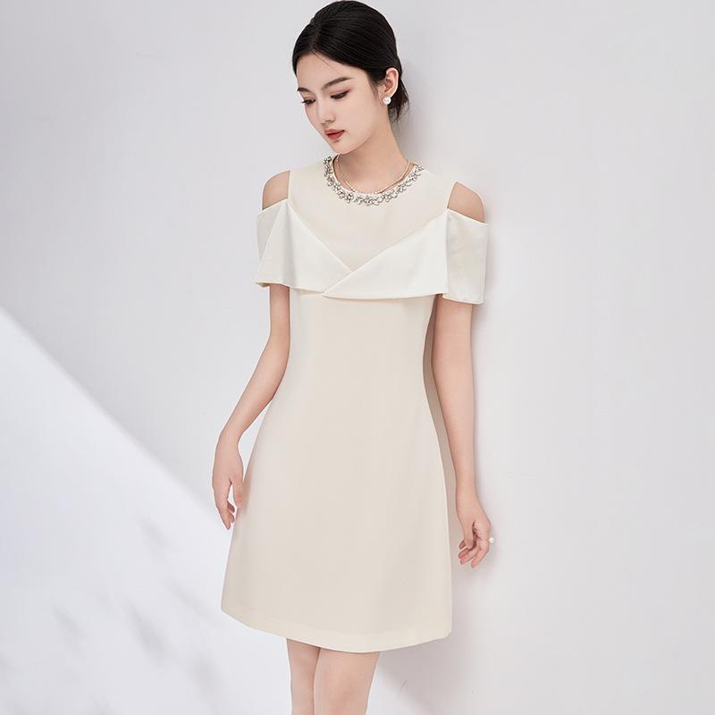 2024 Summer Elegant Off-Shoulder Diamond Nail Dress for Women
