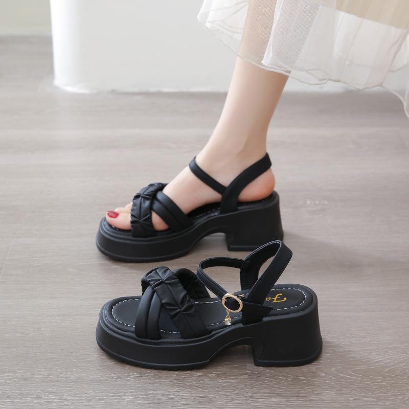 

New thick-soled thick-heeled female 2025 summer cool shoelaces fairy wind cross wear one-button Roman sandals female 40 чёрный