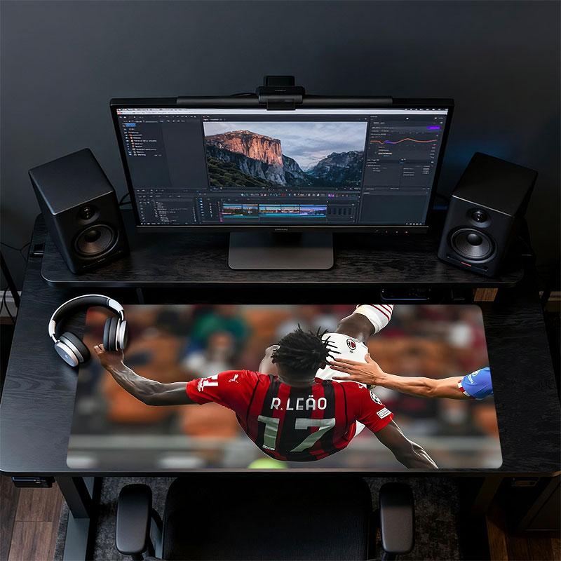 Rafael Leao Mouse Pad, Large Gaming Desk Mat, Non-slip XXL Mousepad for Laptop & Tablet, Mini PC Playmat with Stitched Edges
