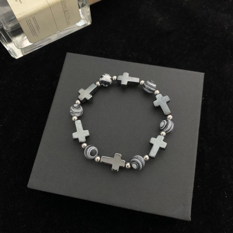 JYL TS Bracelet  Sparrow Stone Dice Style Enhances Luck & Boldness cross stil де зерна желтого