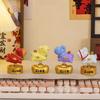 Creative Horse Mobile Phone Stand Year of The Horse Resin Cartoon Horse Statue  Desktop Display