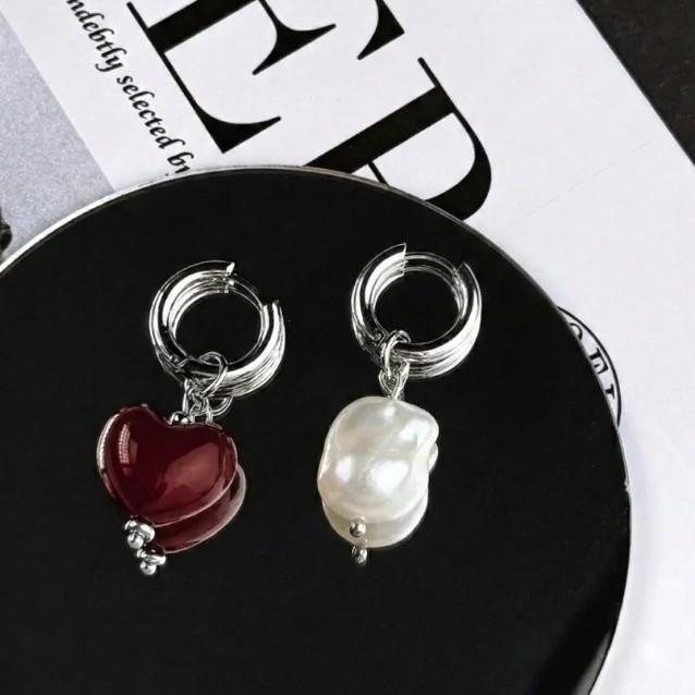 Retro Asymmetrical Pearl Heart Earrings: European & American Style, Sweet Cool Fashion