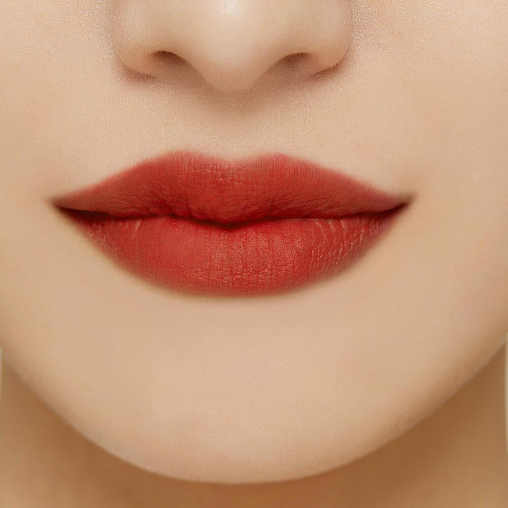 

Брелок для ключей I M MEME Color бархатного оттенка #04 Cozy Red