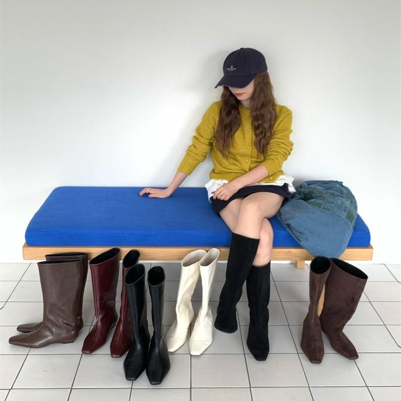 Versatile temperament low-heeled knight boots women's 2025 autumn Korean version simple square head sleeve high tube wedge heel boots retro