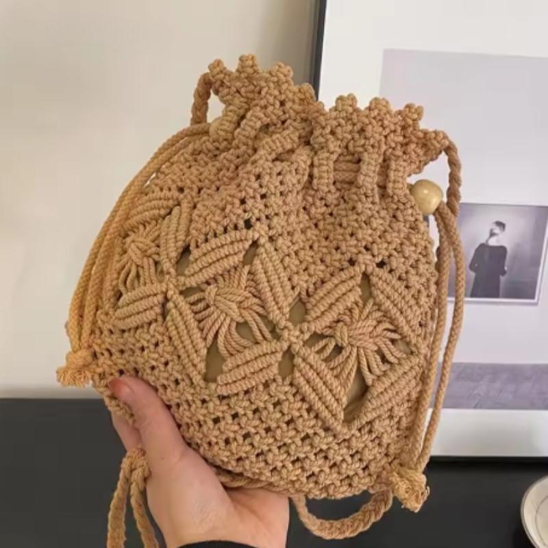 New Summer Fashion Handmade Hollow Out Bucket Bags for Women Shoulder Crossbody Bag Female Handbag Casual Travel Beach Handbags