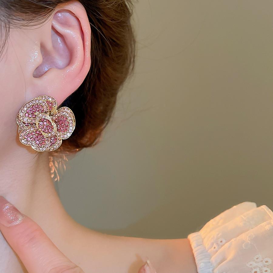 Minimalist Flower Silver Needle Earrings With Sparkling Zircon For Office Wear Women
