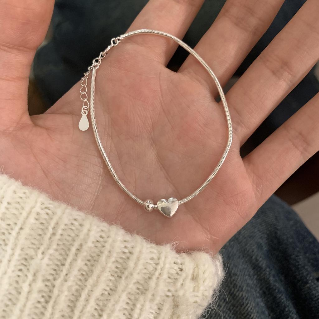 Heart-shaped small round bead snake bone chain bracelet for women, minimalist light luxury sweet niche design jewelry