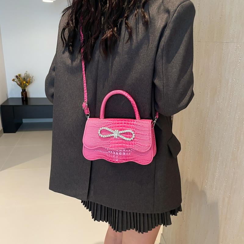 Portable casual simple personalized bow women's bag new fashion shoulder messenger small square bag