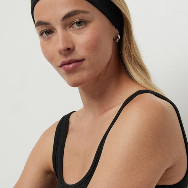 

VUORI [Женская] Повязка на голову Halo_Черная VR25372002 black