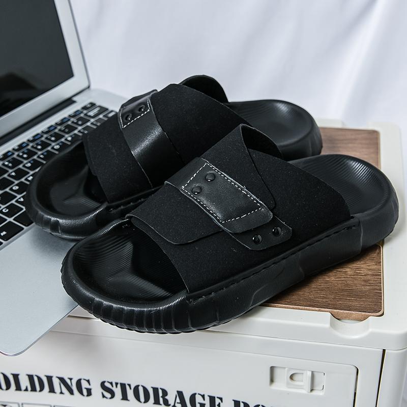

Summer Men Fashionable Slippers Black Brown Anti-slip Light-soled Comfortable High-quality Beach Slippers 38-45 Men Slippers 45