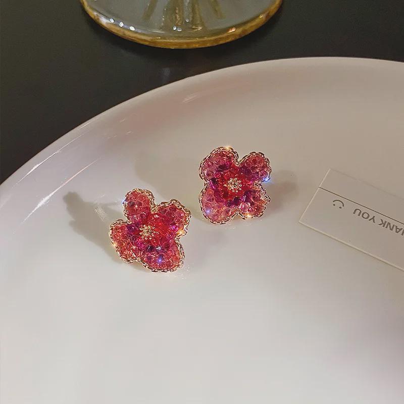 Pink Crystal Flower Earrings - 2023 Trendy Niche Design for Women, Small & Exquisite.