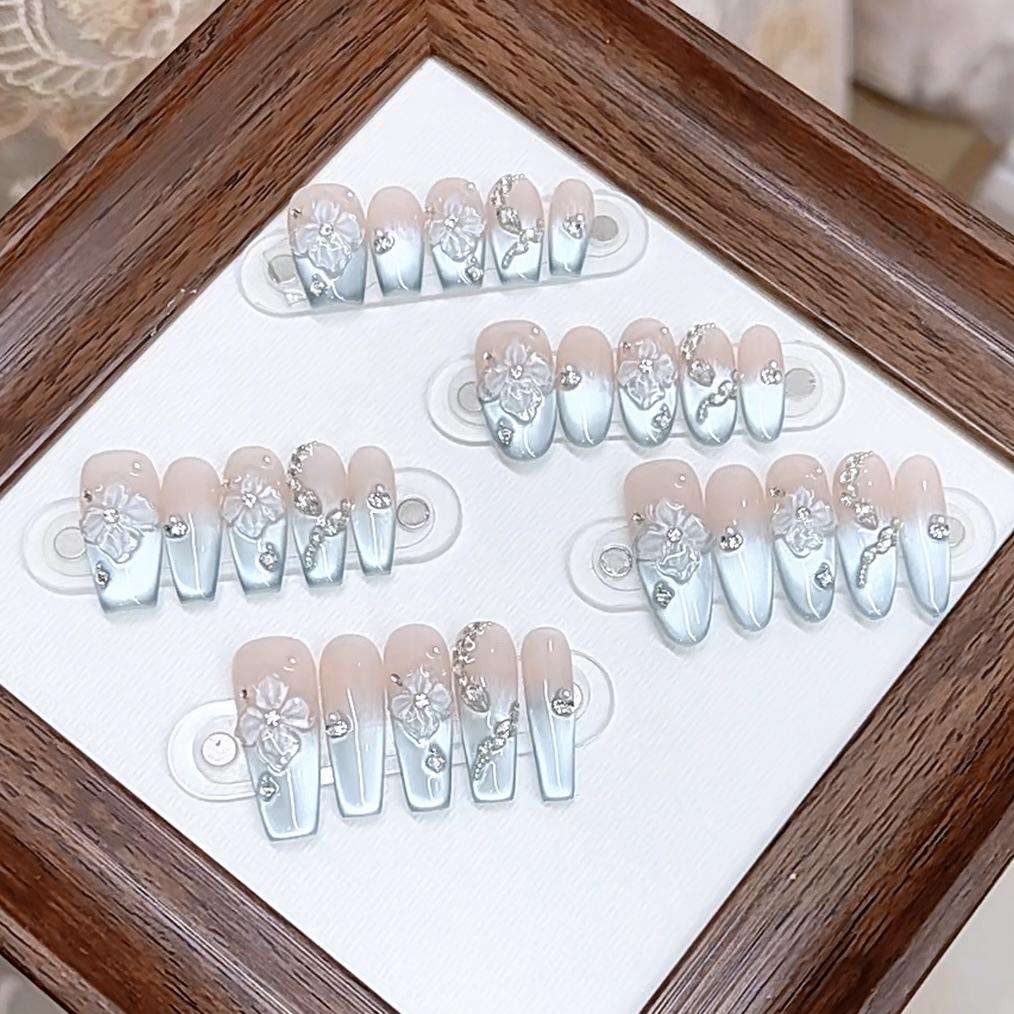 

Плетеный вручную Доспех Русалочка История Трехмерная Ракушка Ручная роспись Рыбий хвост Кошачий глаз Стиль Патч для нейл-арта large L