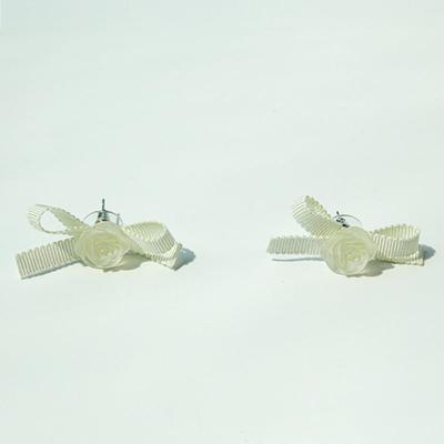 LOVUEE Frosted Rose Earrings with Cream Color Bow Details