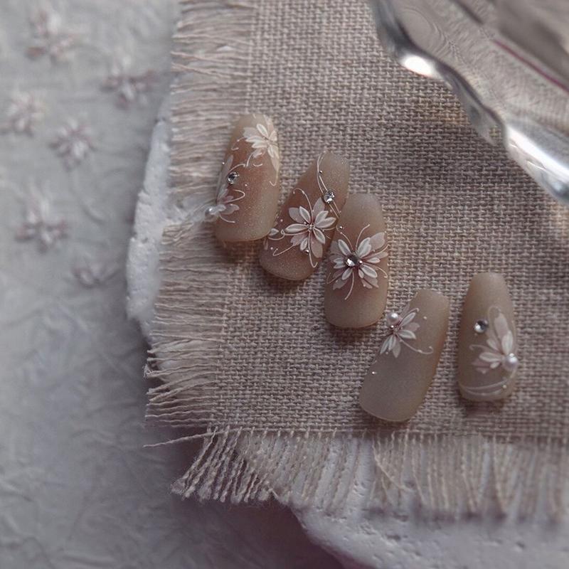 5D Embossed Hand Draw Butterfly Self-Adhesive Decals Press On Nails DIY Nail Art Decoration Accessories