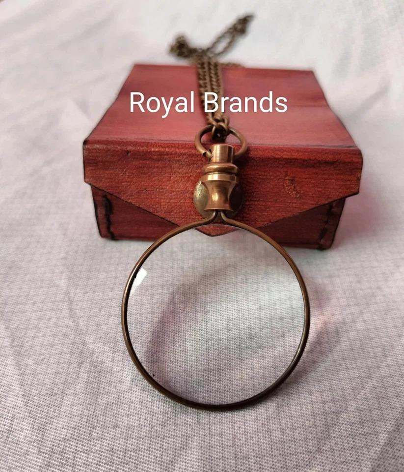

Brass Magnifying Glass Chain With leather box Vintage Collectible коричневий