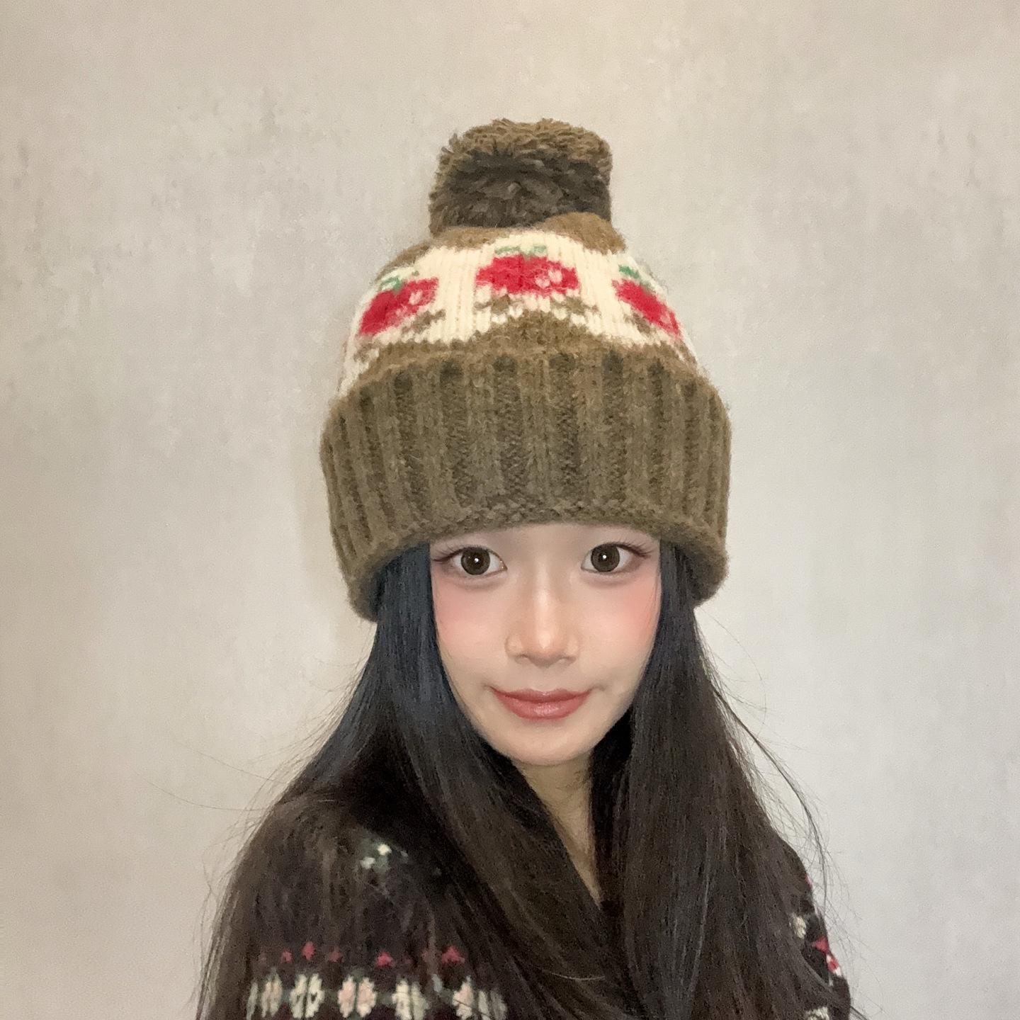 

Korean ins jacquard apple pattern wool hat women s season cute hairball knitted hat ski warm hat One size