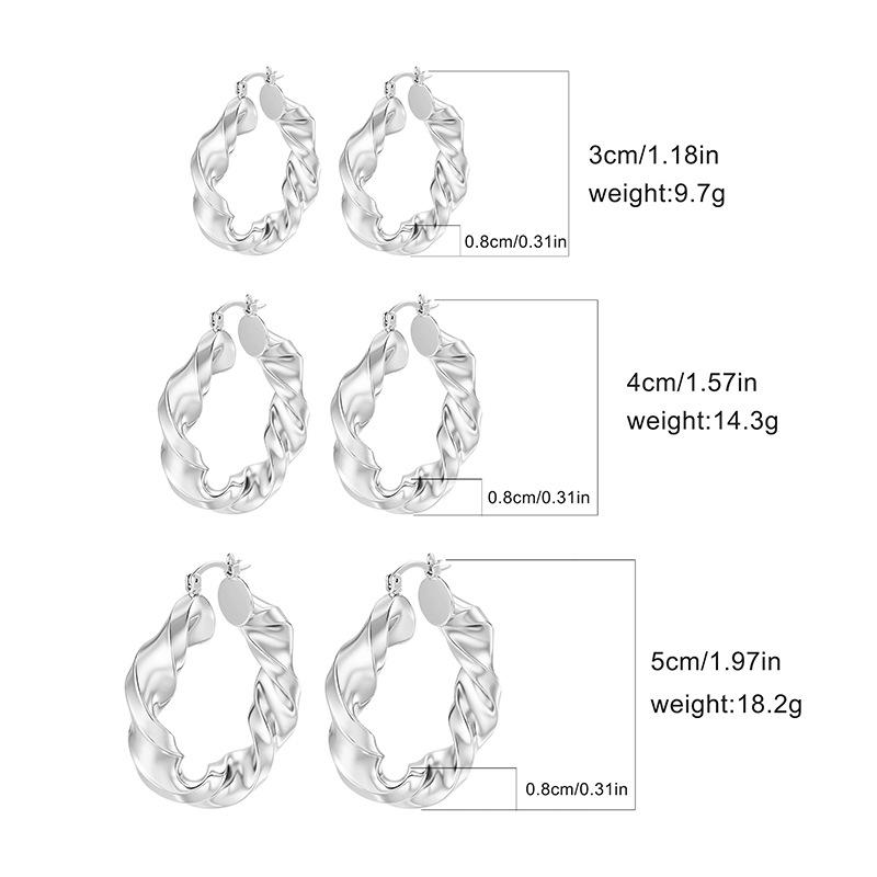 Gold & Silver Twisted Pleated Earrings - Fashionable Light Luxury Metal Earrings for Women, European American Style