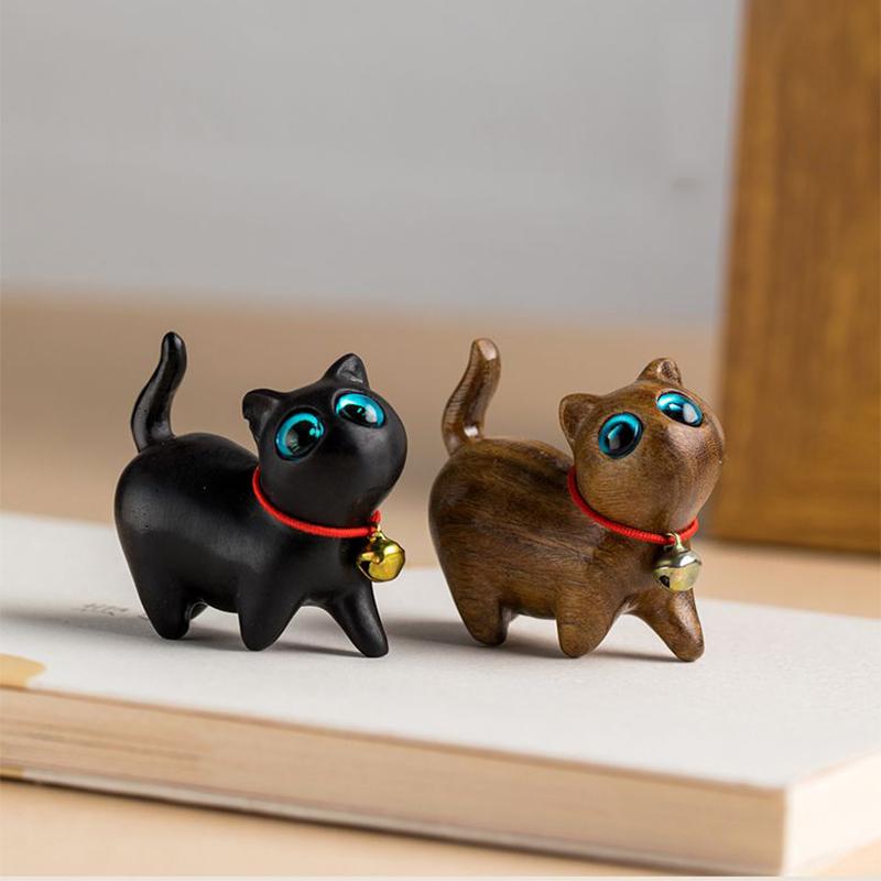 Mini Natural Wood Cat Dog Miniatures Hand-Carved Wooden Puppy Kitty Figures Room Decor Home Decoration Accessories