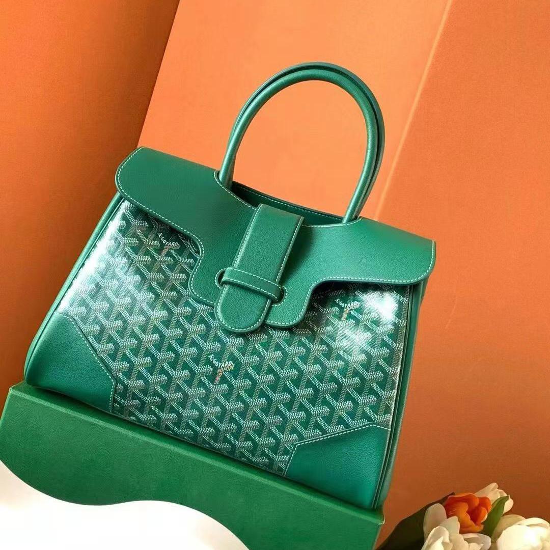 

Large Genuine Leather Tote Bag for Women, Spacious Cowhide Work Handbag, Fashionable Laptop Purse, Versatile Carryall Shopper Bag