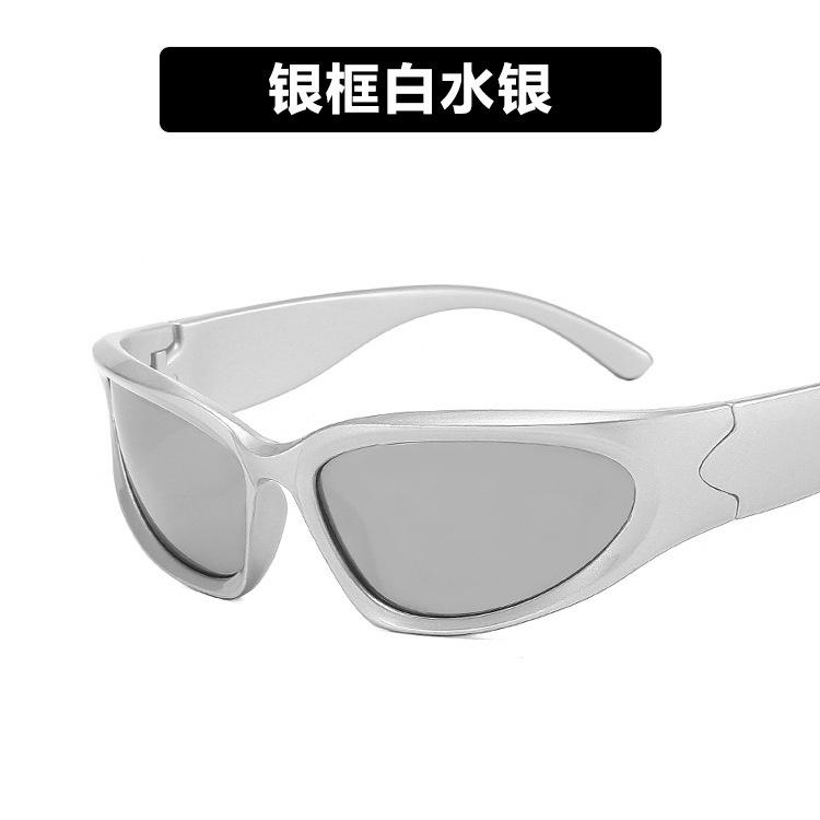 Millennial Futuristic Cyberpunk Y2K Trendy Tech-Inspired European and American Punk Style Colorful Sports Sunglasses for Fashionable Girls Silver Frame White Mercur