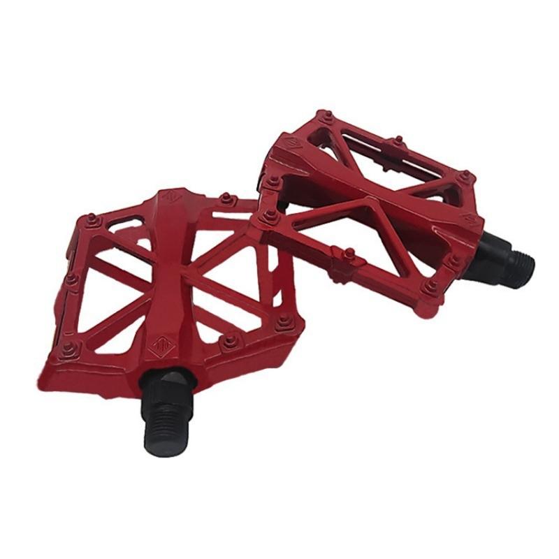 Light weight Bicycles Platform Pedals 8 Pins Nonslip Bicycles Pedals for Mountain Cycling Road Bicycles Enduring