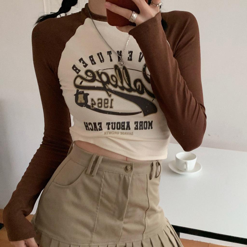 Krátké tričko s písmenným potiskem Dámské podzimní americké retro Slim Fit a tenké dívčí košile s dlouhým rukávem.