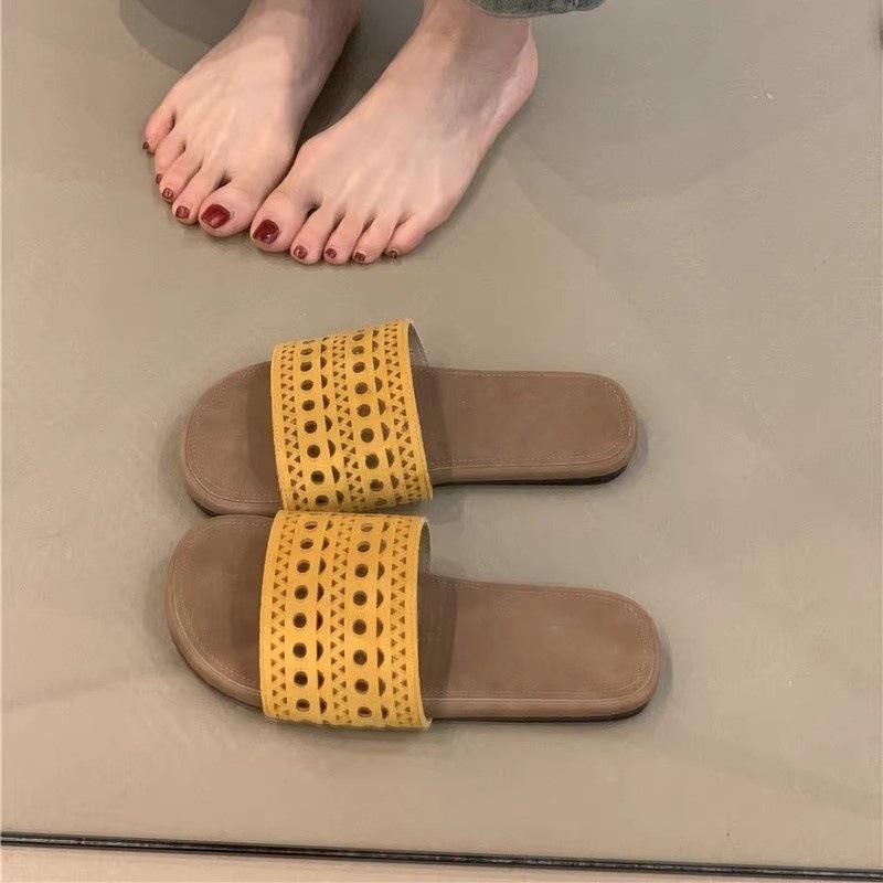 Design Sense Niche One-word Sandals Summer 2025 Retro Woven Hollow Open-toed Outer Wear Cool Slippers Women's Shoes
