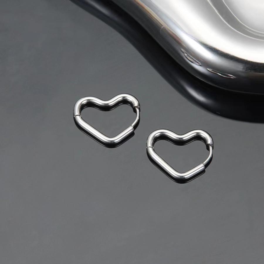18K Gold Plated Stainless Steel Heart Stud Earrings for Women – Simple Geometric French Style Accessories