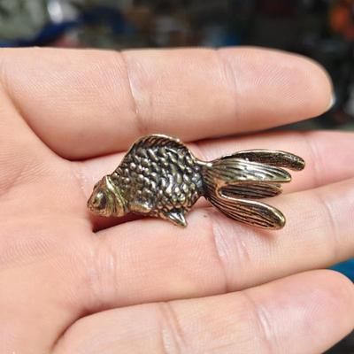 Mini Goldfisch Figuren Retro Messing Glückstier Statue Ornament Heimdekoration Schreibtischdekoration Teetier Niedliche Geschenke