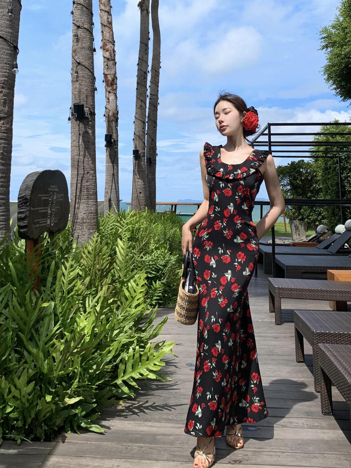 

Summer Floral Bellflower Ruffle Maxi Dress with Sleeveless Tie Waist Design Medium