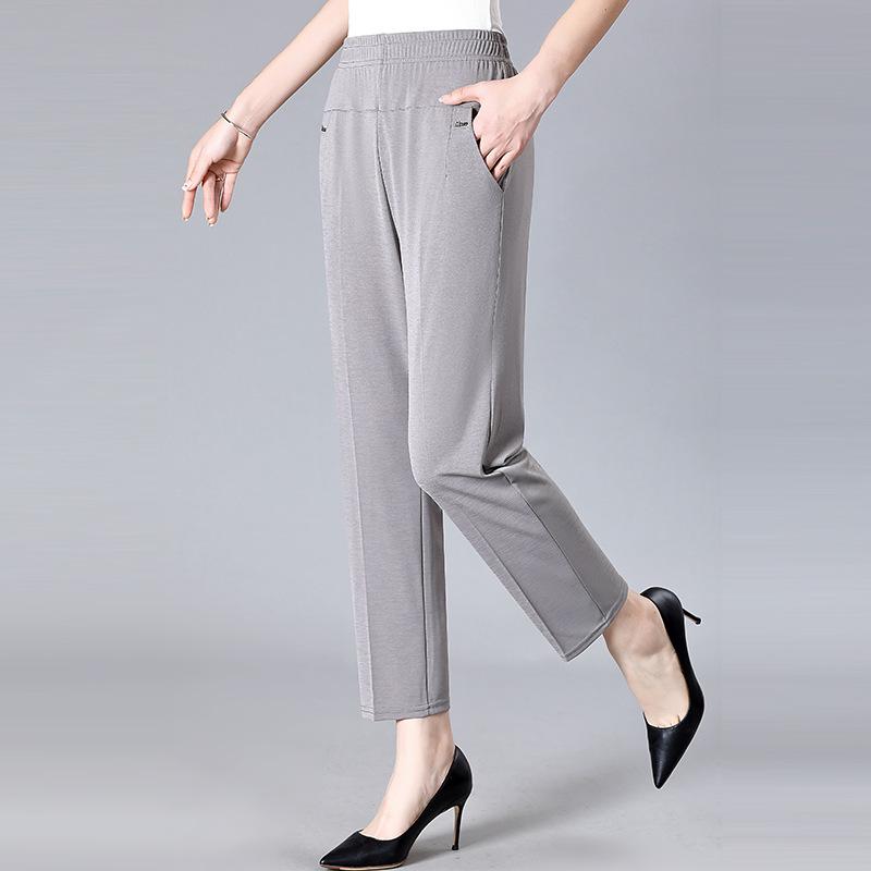 

Elastic Waist Summer Straight-Leg Pants for Middle-aged and Elderly Women - Nine-Point Grandma Style 3XL сірий колір