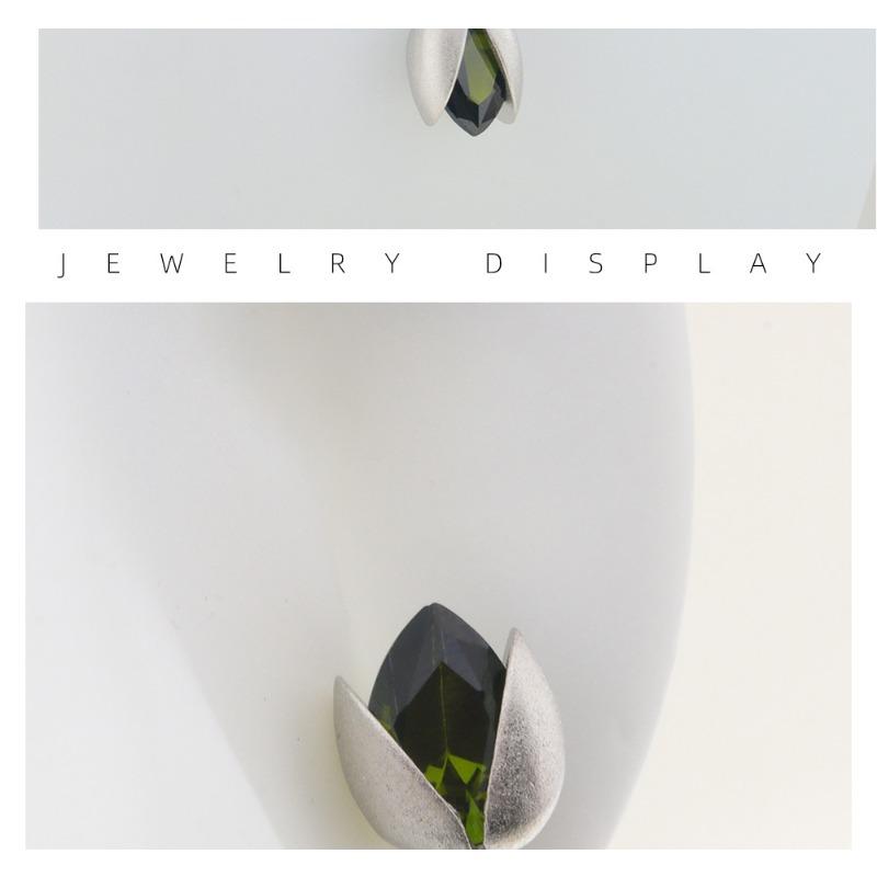 Women Dainty Luxury Simulated Food Pistachio Pendant Clavicle Chain Necklace