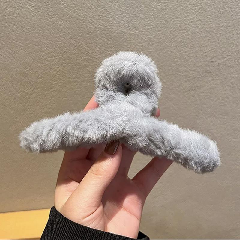 Kawaii Autumn Winter Fur Hair Claws Clip  Vintage Solid Hairy Shark Hair Clip Hairpin Korean Accessories For Women Girls