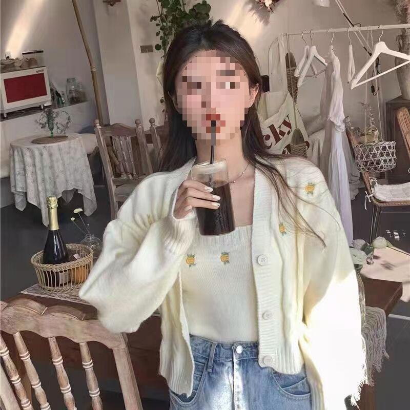 Gentle Wind Sunscreen Women's Spring Korean Milk Sweet Short Cardigan with Suspenders and Small Vest Two-piece Set