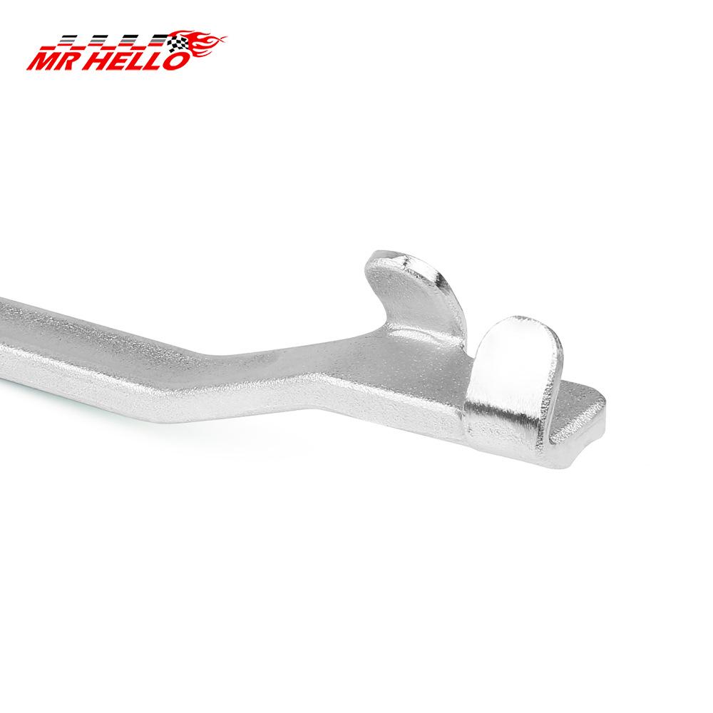Universal Torque Wrench Extension Tool